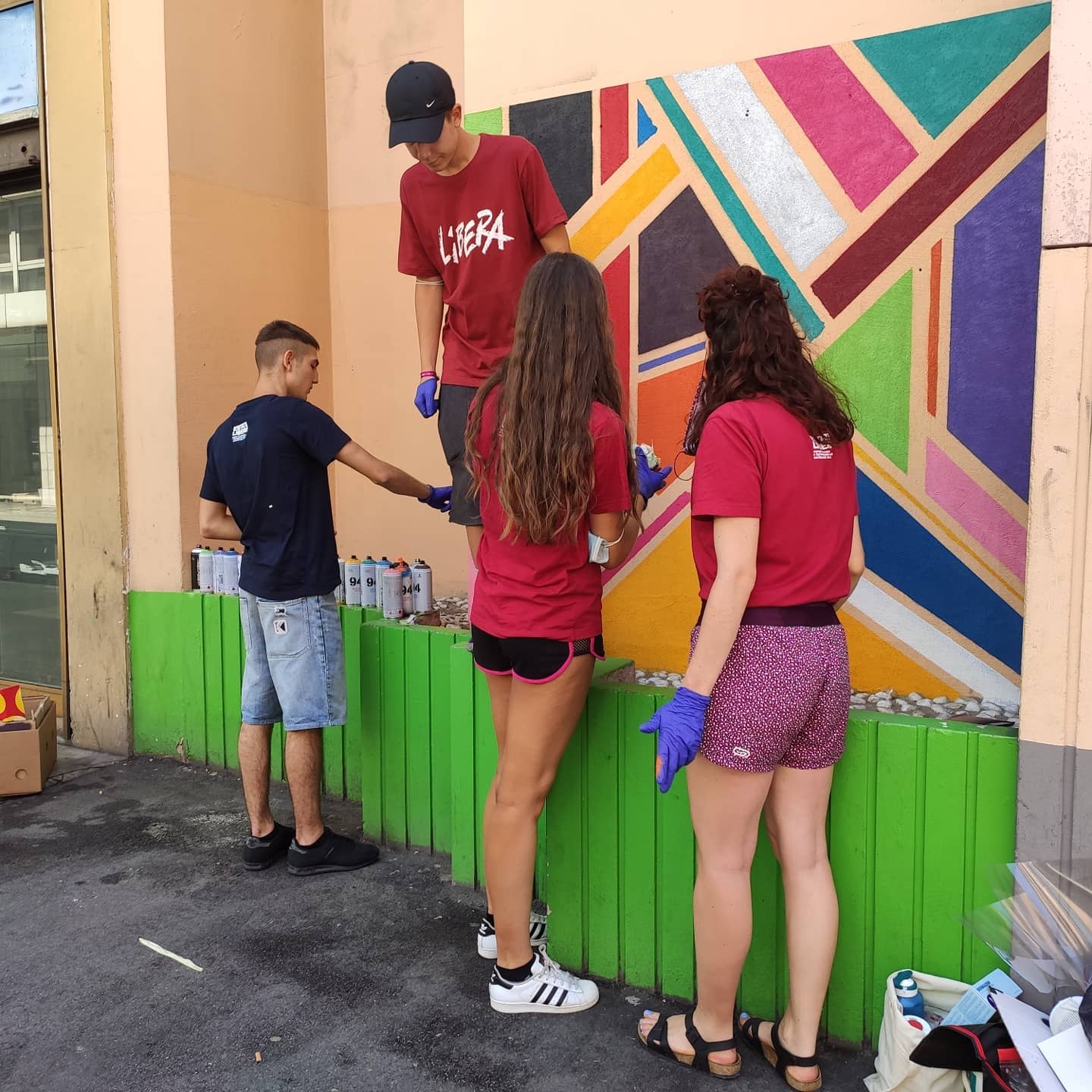 GRAFFITI ALLE CUCINE POPOLARI